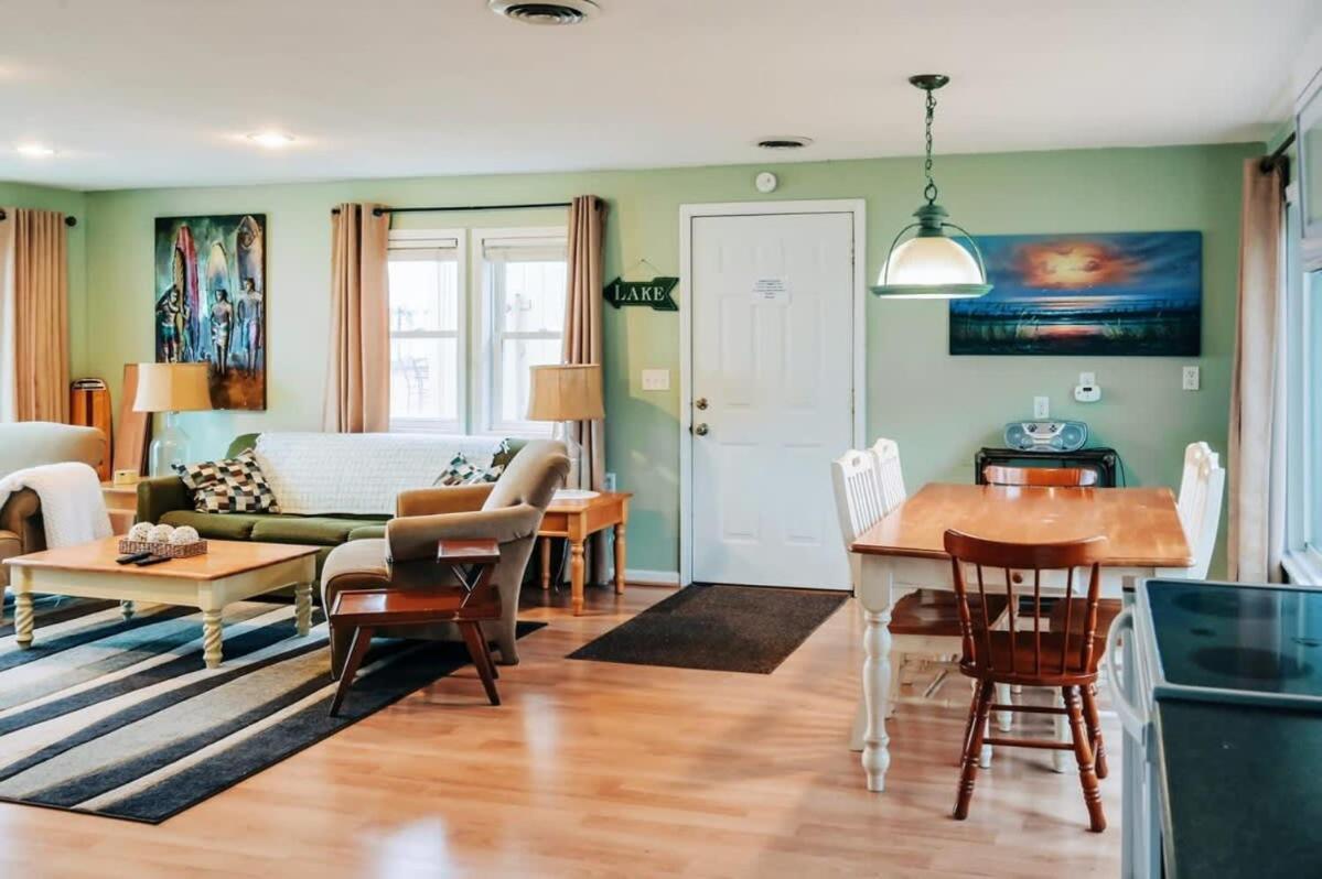 Beach Club Of Oscoda - The Lakeshore Cottage Εξωτερικό φωτογραφία
